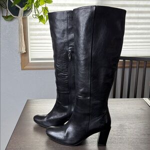 Johnston & Murphy Knee High Black Leather Chunky Heeled Boots Size 8